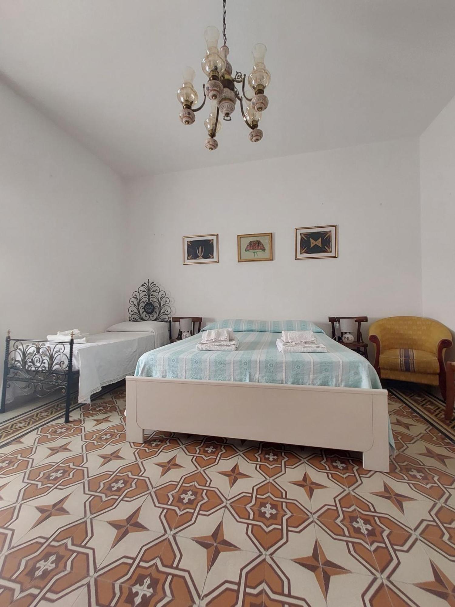 Casa Vacanze Zarinu Орґозоло Екстер'єр фото